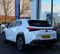 USED 2019 19 LEXUS UX 2.0 250h SUV 5dr Petrol Hybrid E-CVT Euro 6 (s/s) (184 ps) 