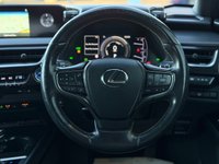 USED 2019 19 LEXUS UX 2.0 250h SUV 5dr Petrol Hybrid E-CVT Euro 6 (s/s) (184 ps) 