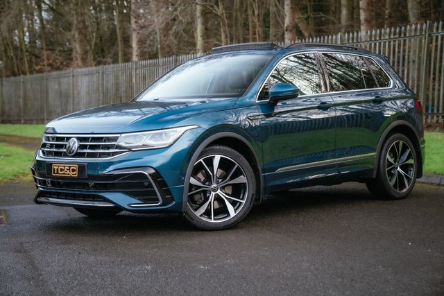 View our Volkswagen Tiguan 2.0 TDI R-Line SUV 5dr Diesel DSG 4Motion Euro 6 (s/s) (200 ps)
