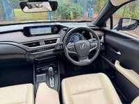 USED 2021 71 LEXUS UX 300e 54.3kWh SUV 5dr Electric Auto (204 ps) 