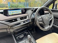 USED 2021 71 LEXUS UX 300e 54.3kWh SUV 5dr Electric Auto (204 ps) 