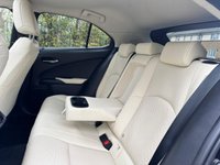 USED 2021 71 LEXUS UX 300e 54.3kWh SUV 5dr Electric Auto (204 ps) 