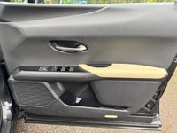 USED 2021 71 LEXUS UX 300e 54.3kWh SUV 5dr Electric Auto (204 ps) 