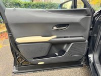 USED 2021 71 LEXUS UX 300e 54.3kWh SUV 5dr Electric Auto (204 ps) 