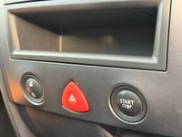 USED 2006 06 RENAULT MEGANE 1.4 16v Oasis Hatchback 5dr Petrol Manual (165 g/km, 100 bhp) 