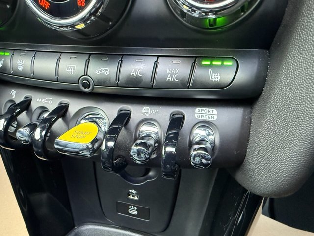 2023 MINI Electric Hatch - Photo 9