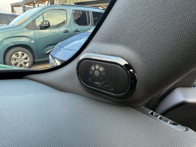 2023 MINI Electric Hatch - Photo 11