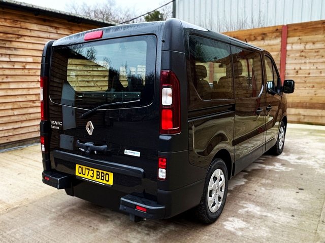 2023 RENAULT TRAFIC - Photo 8