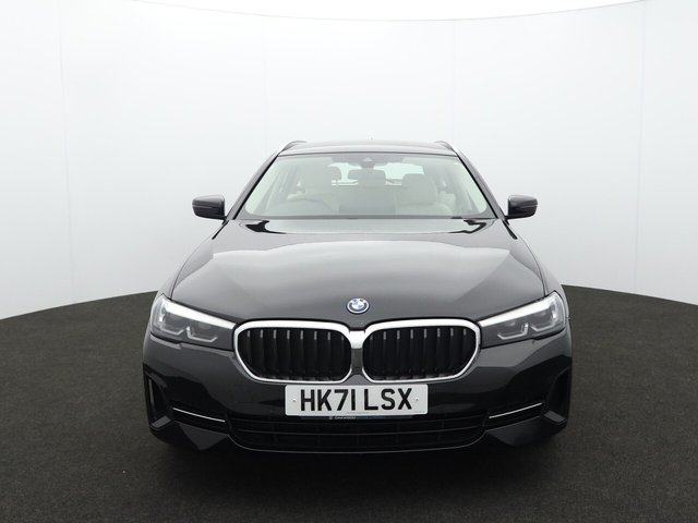 2021 BMW 5 Series 2L Se 5dr - Photo 4