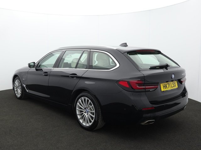 2021 BMW 5 Series 2L Se 5dr - Photo 8