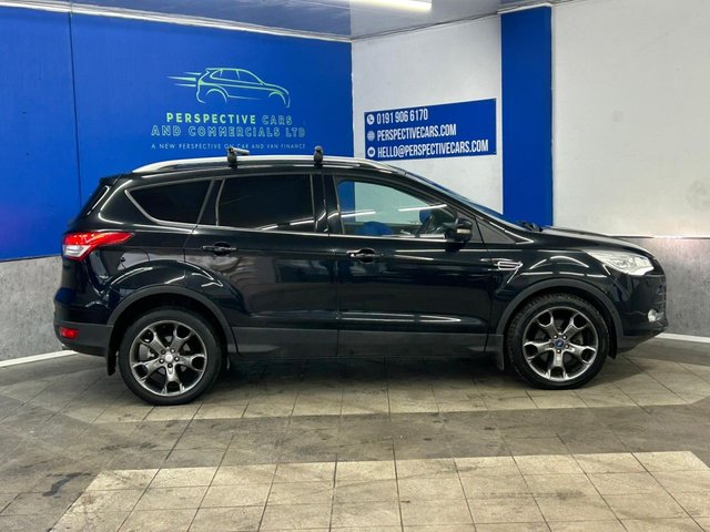 2015 FORD KUGA - Photo 2