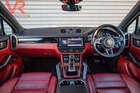 USED 2022 22 PORSCHE CAYENNE 3.0 V6 E-Hybrid 17.9kWh SUV 5dr Petrol Plug-in Hybrid TiptronicS 4WD Euro 6 (s/s) (3.6kW Charger) (462 ps) VAT Qualifying + BOSE + Panoramic Glass