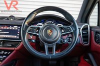 USED 2022 22 PORSCHE CAYENNE 3.0 V6 E-Hybrid 17.9kWh SUV 5dr Petrol Plug-in Hybrid TiptronicS 4WD Euro 6 (s/s) (3.6kW Charger) (462 ps) VAT Qualifying + BOSE + Panoramic Glass