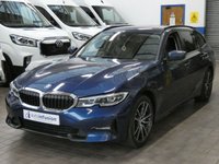 USED 2022 71 BMW 3 SERIES 2.0 330e 12kWh Sport Pro Touring 5dr Petrol Plug-in Hybrid Auto Euro 6 (s/s) (292 ps) SAT NAV HEATED LEATHER CAMERA CARPLAY CRUISE PARKING SENSORS 1 OWNER EXCELLENT SERVICE HISTORY WARRANTY