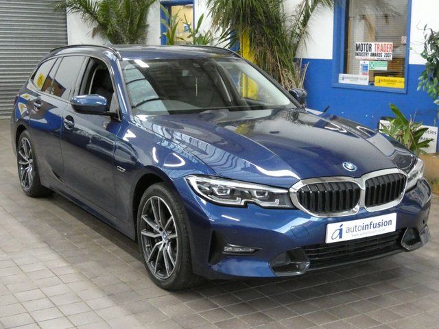 2022 71 BMW 3 Series 2.0 330e 12kWh Sport Pro Touring 5dr Petrol Plug-in Hybrid Auto Euro 6 (s/s) (292 ps)
