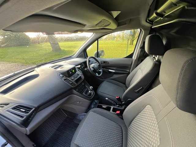 2018 FORD TRANSIT CONNECT 1.5 200 EcoBlue Trend Panel Van 5dr Diesel Manual L1 Euro 6 (s/s) (100 ps) - Photo 11