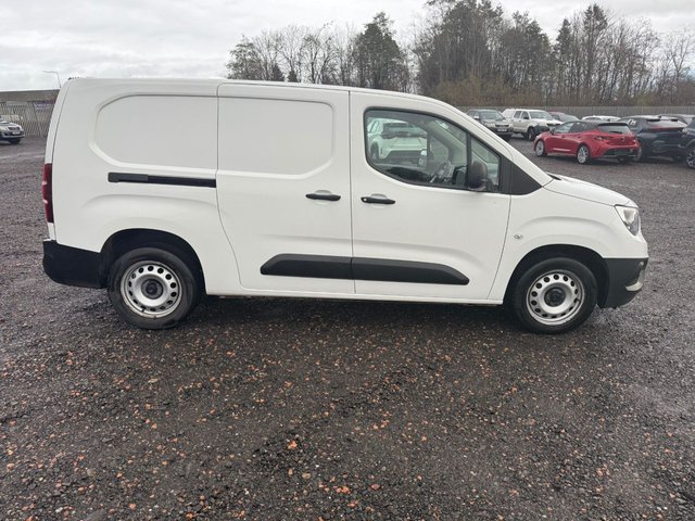 2021 VAUXHALL COMBO - Photo 8