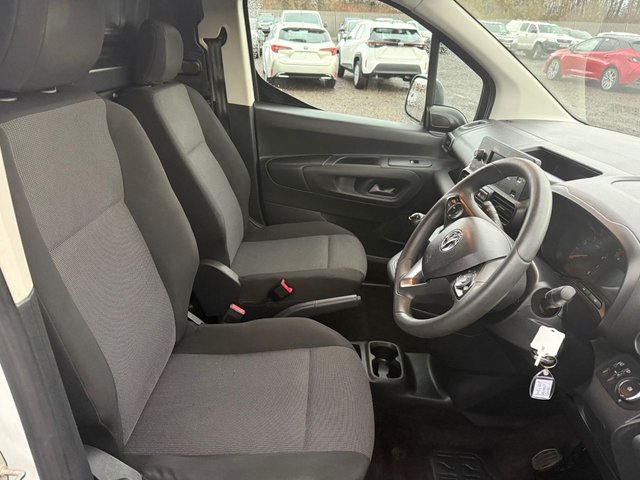 2021 VAUXHALL COMBO - Photo 9