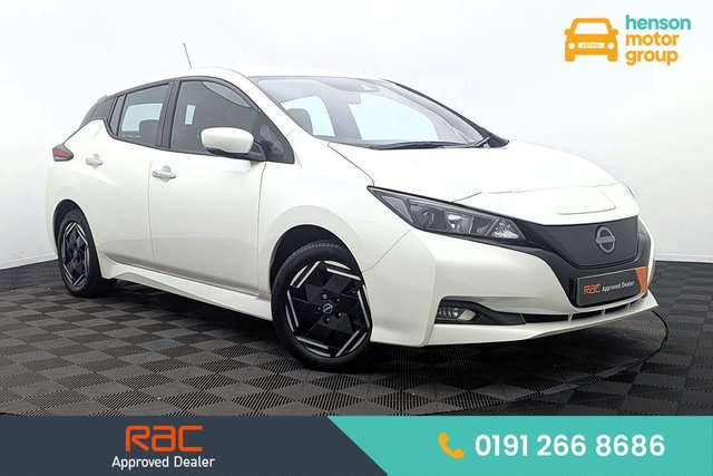 2022 Nissan Leaf 39kWh Acenta Hatchback 5dr Electric Auto (150 ps) photo