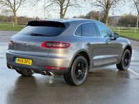 USED 2015 15 PORSCHE MACAN 3.0 TD V6 S SUV 5dr Diesel PDK 4WD Euro 6 (s/s) (258 ps) 2 KEYS, BLUETOOTH PARKING SENSORS