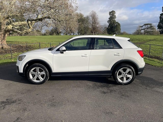 2017 AUDI Q2 - Photo 2