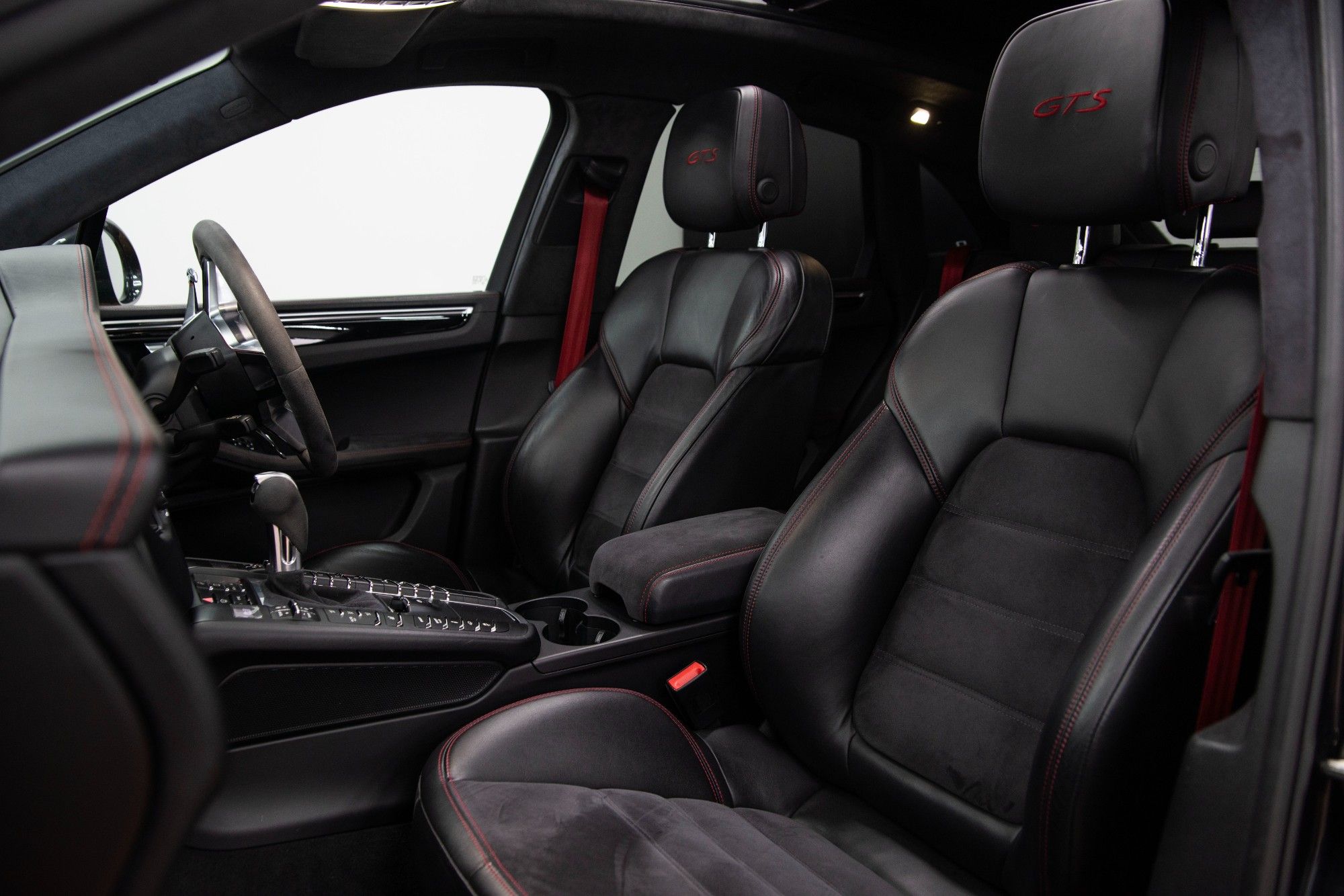 USED 2017 17 PORSCHE MACAN 3.0T V6 GTS 