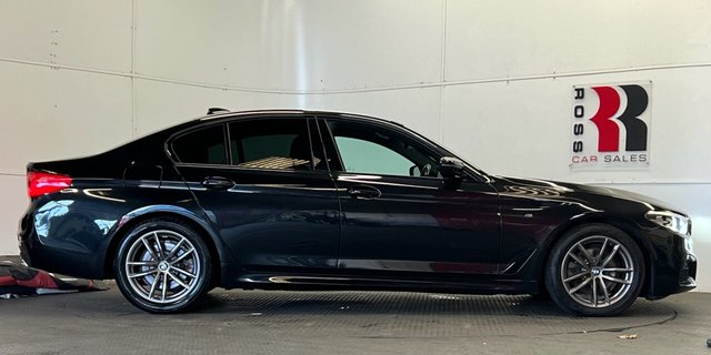 2019 BMW 5 Series 2L M Sport 4dr - Photo 2