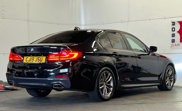 2019 BMW 5 Series 2L M Sport 4dr - Photo 3