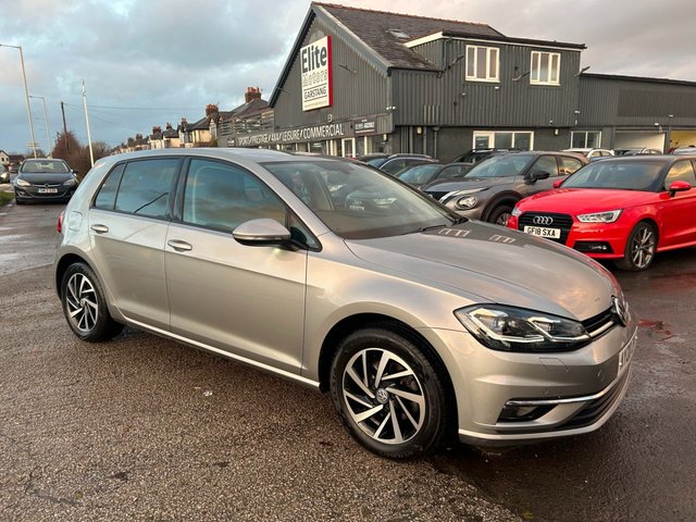 View our VOLKSWAGEN GOLF