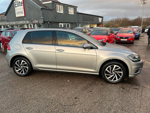 View our VOLKSWAGEN GOLF