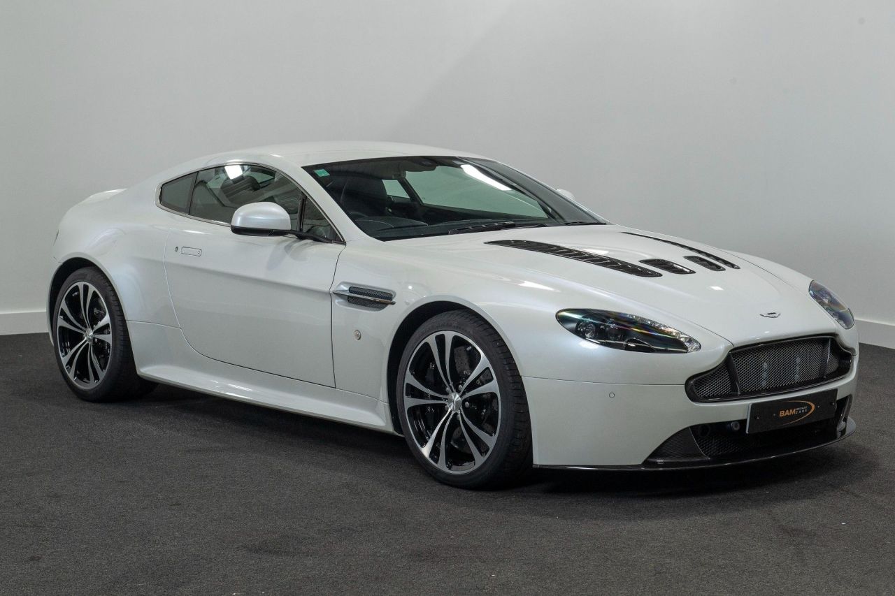 ASTON MARTIN VANTAGE 6.0...