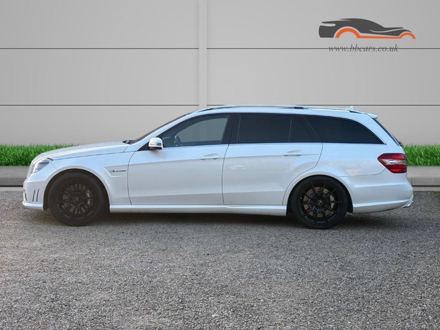 2013 Mercedes-Benz E-Class 5.5L Amg 5dr - Photo 2