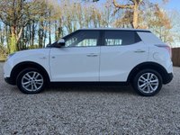 USED 2017 17 SSANGYONG TIVOLI 1.6 e-XDi SE SUV 5dr Diesel Manual Euro 6 (115 ps) FULL UP TO DATE HISTORY 2 KEYS
