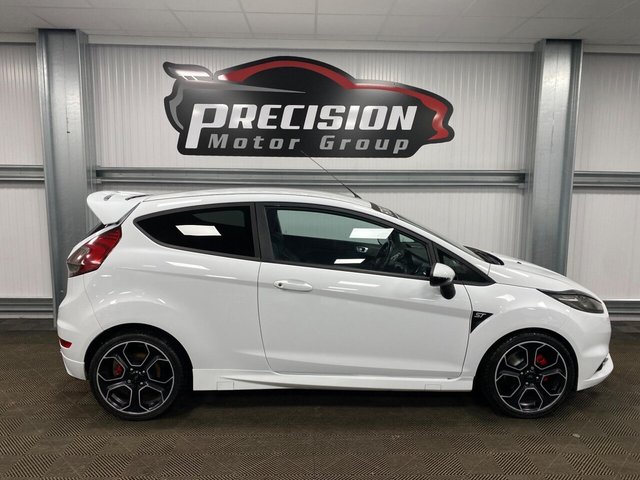 2016 FORD FIESTA (2016) - Photo 4