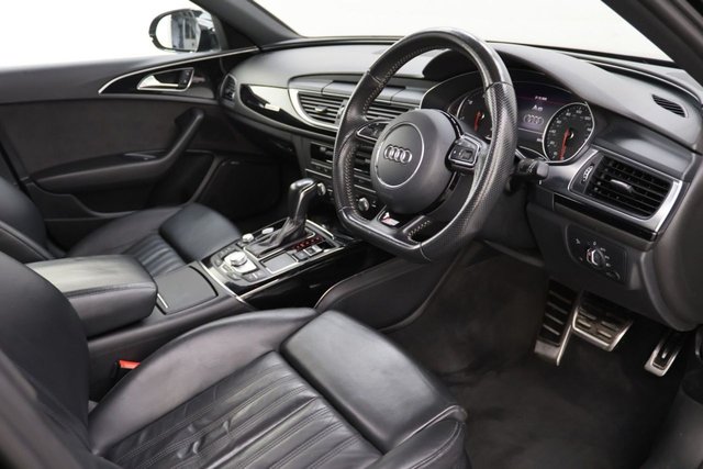 2017 Audi A6 Avant 3L Black Edition 5dr - Photo 12