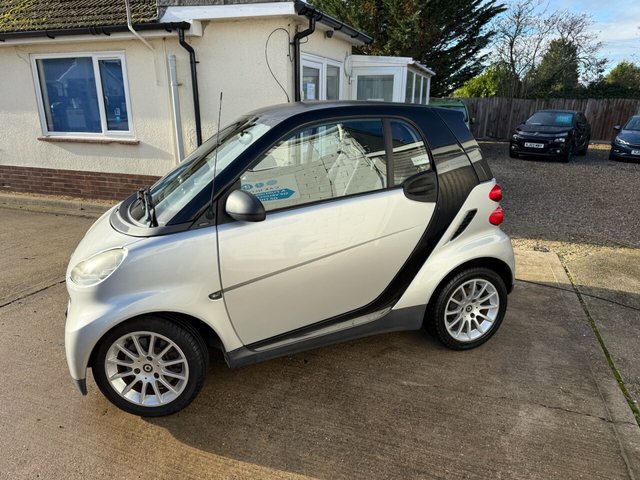 2009 SMART FORTWO - Photo 8