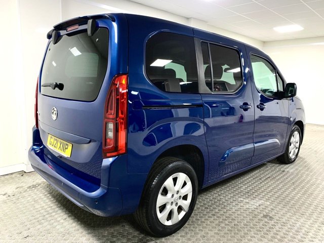2021 Vauxhall Combo Life 1.5L Se 5dr - Photo 2