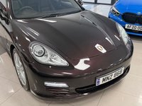 USED 2011 PORSCHE PANAMERA 4.8 V8 4S Hatchback 5dr Petrol PDK 4WD Euro 5 (s/s) (400 ps) FULL DEALER SERVICE HISTORY + &pound;8.7K IN EXTRAS + ADAPTIVE SUSPENS!