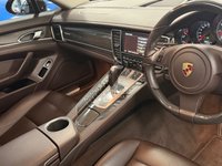USED 2011 PORSCHE PANAMERA 4.8 V8 4S Hatchback 5dr Petrol PDK 4WD Euro 5 (s/s) (400 ps) FULL DEALER SERVICE HISTORY + &pound;8.7K IN EXTRAS + ADAPTIVE SUSPENS!