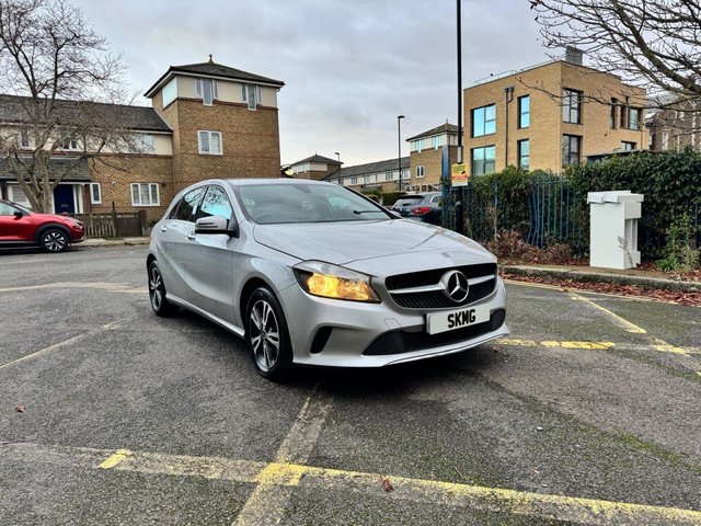 2017 67 MERCEDES-BENZ A-CLASS 1.5 A180d SE Hatchback 5dr Diesel 7G-DCT Euro 6 (s/s) (109 ps) 