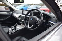 USED 2017 67 BMW 5 SERIES 3.0 530d SE Saloon 4dr Diesel Auto xDrive Euro 6 (s/s) (265 ps) COMFORT PACK / TECHNOLOGY PACK