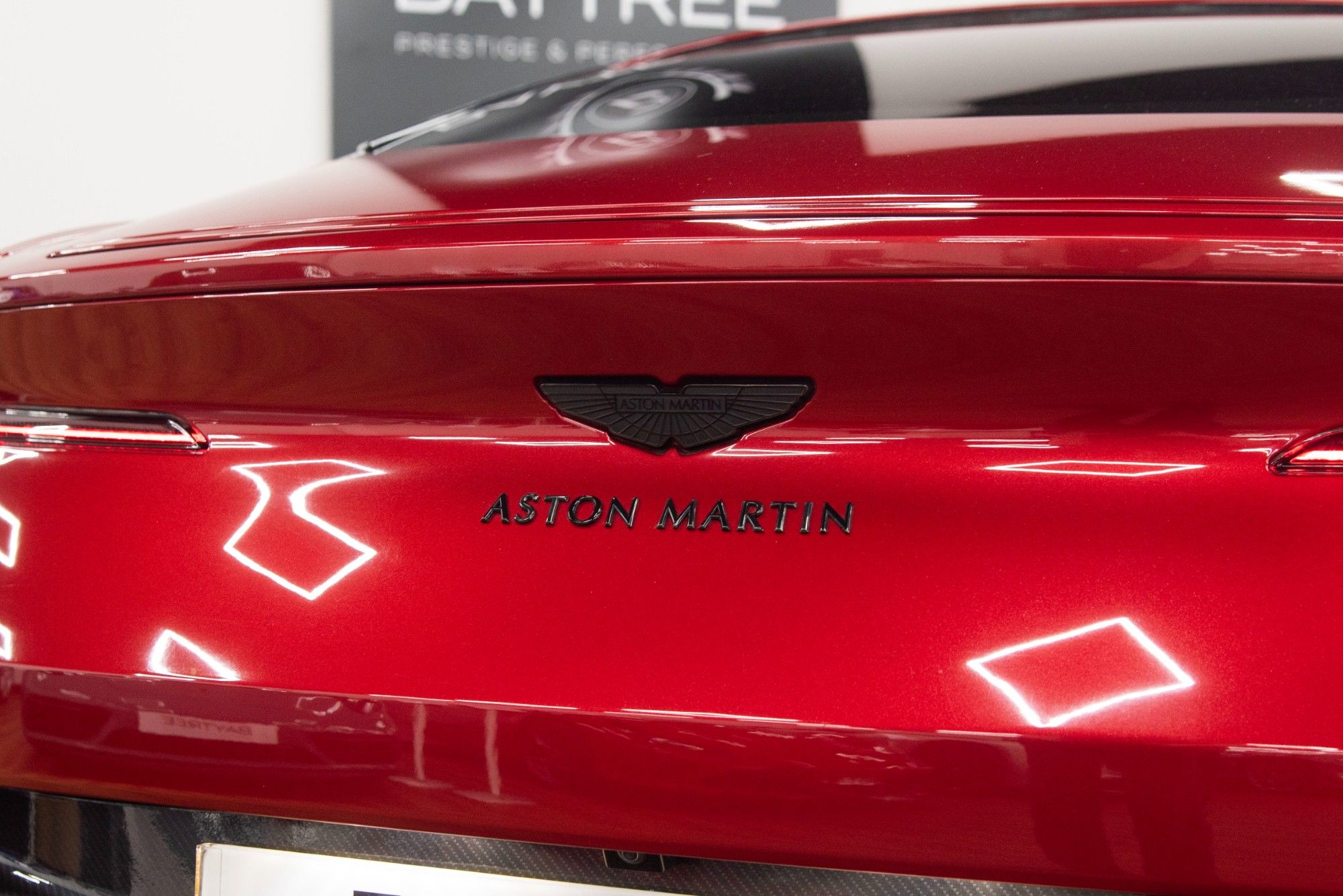 USED 2019 11 ASTON MARTIN DB11 4.0 V8 Coupe 