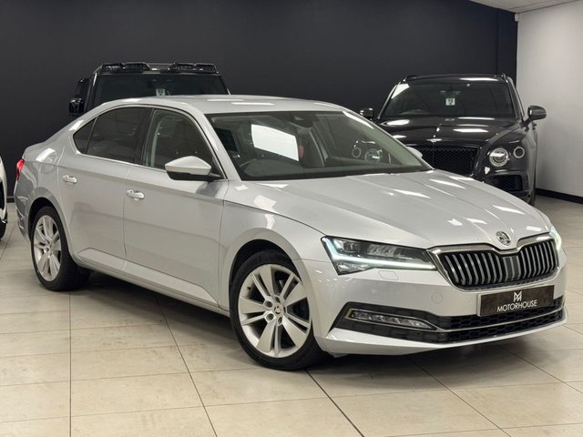 2019 SKODA SUPERB - Photo 5