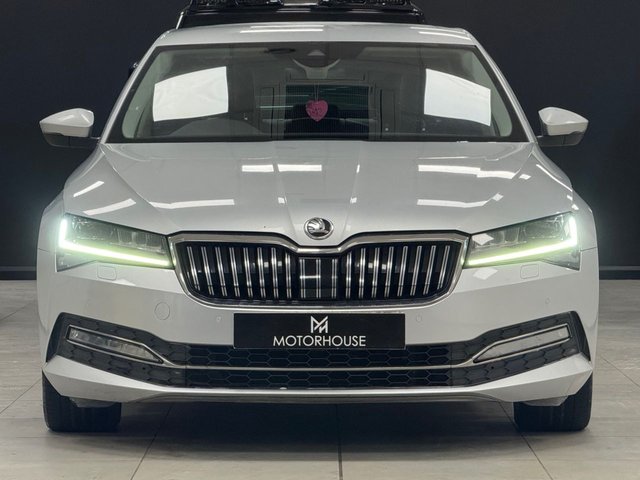 2019 SKODA SUPERB - Photo 9