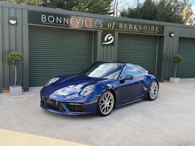 2019 PORSCHE 911