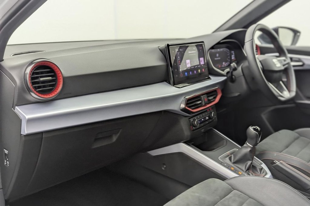USED 2024 SEAT ARONA 1.0 TSI FR Sport SUV 5dr Petrol Manual Euro 6 (s/s) (110 ps) Car Play, Sat Nav, Sensors