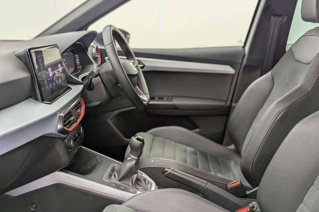 USED 2024 SEAT ARONA 1.0 TSI FR Sport SUV 5dr Petrol Manual Euro 6 (s/s) (110 ps) Car Play, Sat Nav, Sensors