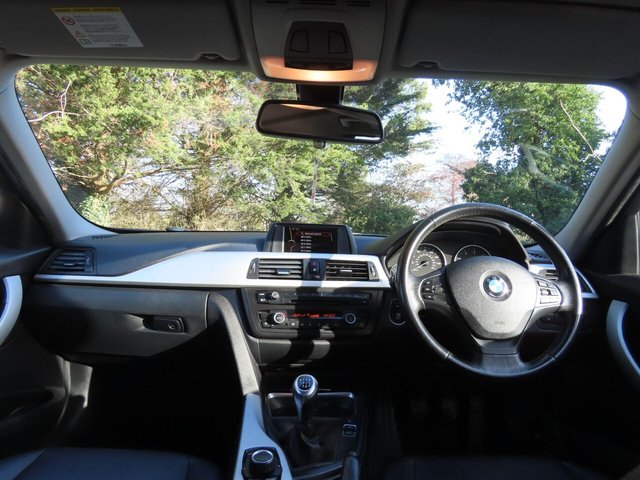 2012 BMW 3 SERIES - Photo 7