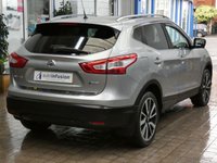 USED 2014 51 NISSAN QASHQAI 1.6 dCi Tekna SUV 5dr Diesel XTRON 2WD Euro 5 (s/s) (130 ps) SAT NAV SUNROOF LEATHER REAR VIEW CAMERA PARKING SENSORS 3 OWNERS FROM NEW SERVICE HISTORY VERY LOW MILES