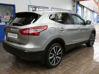 USED 2014 51 NISSAN QASHQAI 1.6 dCi Tekna SUV 5dr Diesel XTRON 2WD Euro 5 (s/s) (130 ps) SAT NAV SUNROOF LEATHER REAR VIEW CAMERA PARKING SENSORS 3 OWNERS FROM NEW SERVICE HISTORY VERY LOW MILES